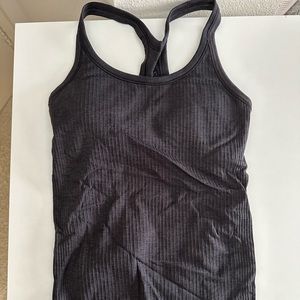 Lululemon ebb to street tank